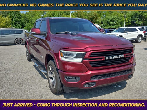 2019 RAM 1500 Laramie Crew Cab 4x4 6'4' Box
