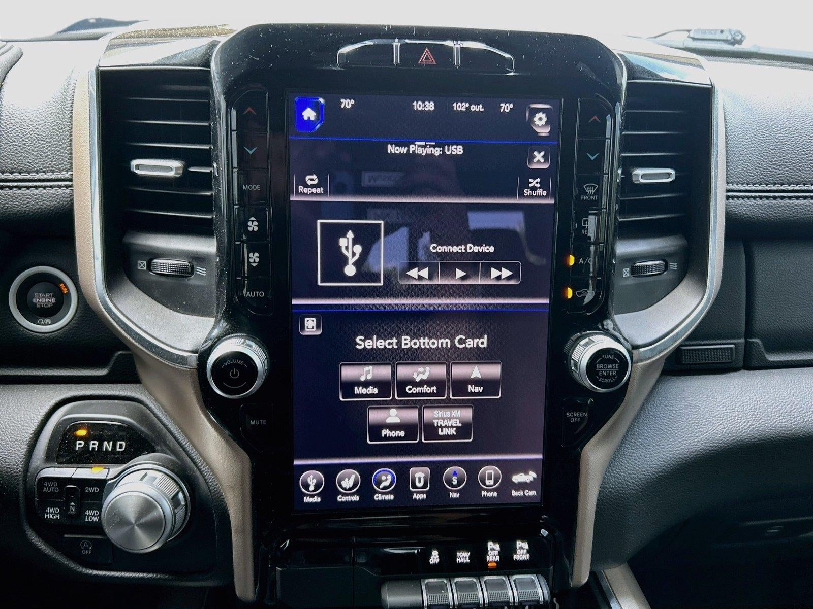 2019 RAM 1500 Laramie Crew Cab 4x4 6'4' Box