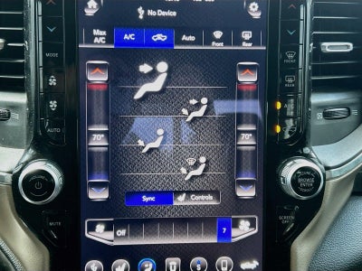 2019 RAM 1500 Laramie Crew Cab 4x4 6'4' Box
