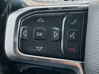 2019 RAM 1500 Laramie Crew Cab 4x4 6'4' Box