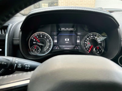2019 RAM 1500 Laramie Crew Cab 4x4 6'4' Box
