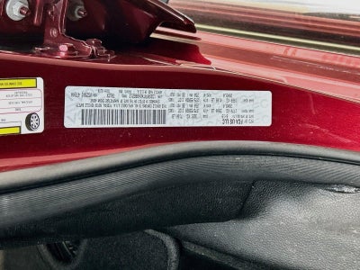2019 RAM 1500 Laramie Crew Cab 4x4 6'4' Box