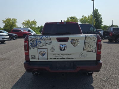 2019 RAM 1500 Laramie Crew Cab 4x4 6'4' Box