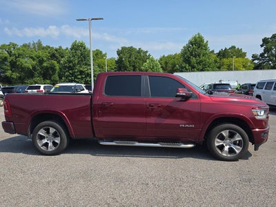2019 RAM 1500 Laramie Crew Cab 4x4 6'4' Box