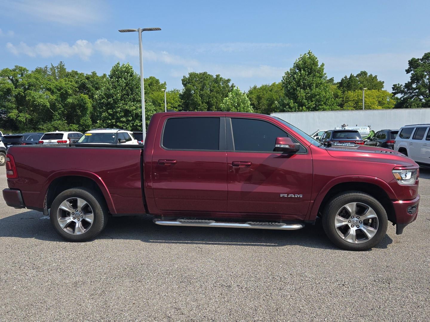 2019 RAM 1500 Laramie Crew Cab 4x4 6'4' Box