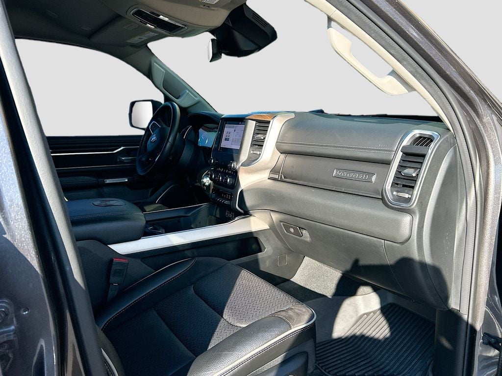 2022 RAM 1500 Laramie Crew Cab 4x4 6'4' Box