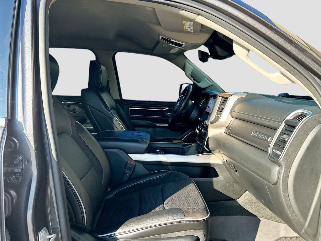 2022 RAM 1500 Laramie Crew Cab 4x4 6'4' Box