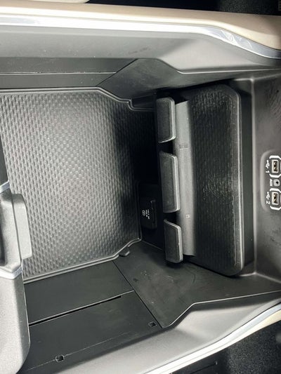 2022 RAM 1500 Laramie Crew Cab 4x4 6'4' Box