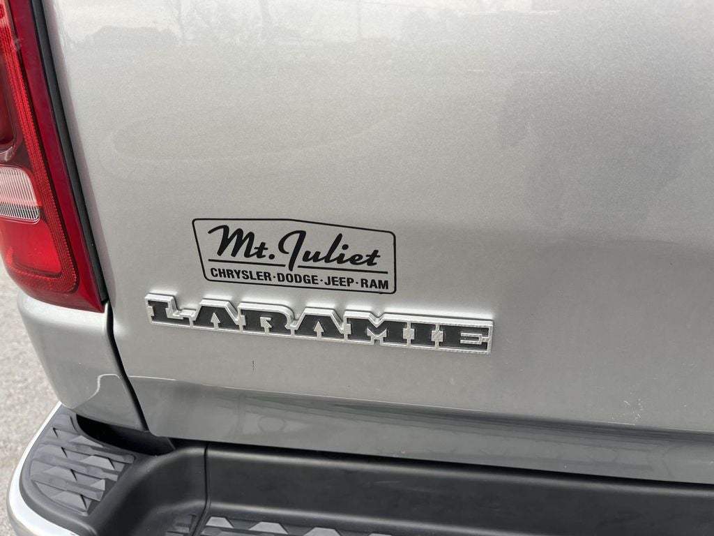 2022 RAM 1500 Laramie Crew Cab 4x4 6'4' Box