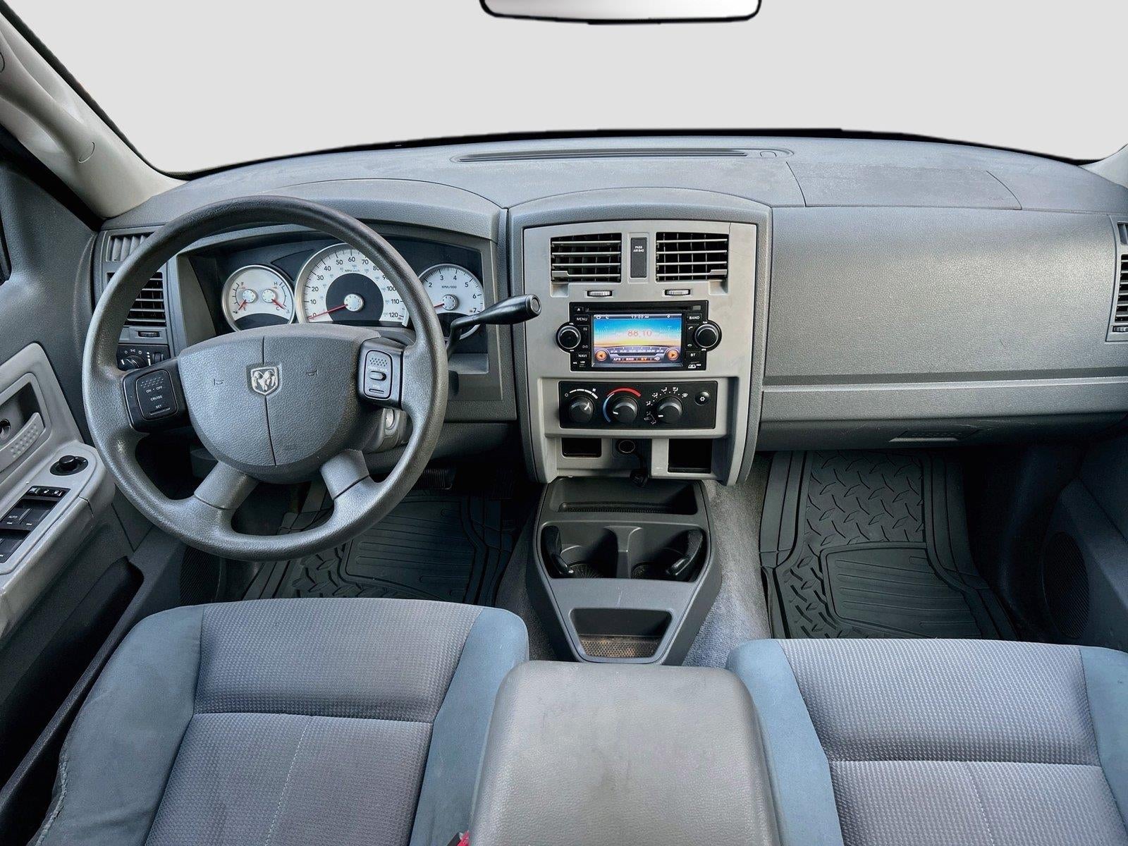 2005 Dodge Dakota SLT