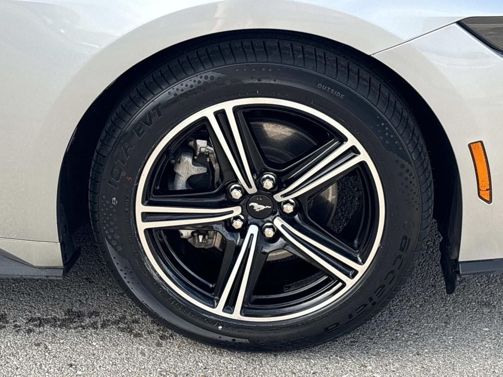 2024 Ford Mustang EcoBoost Fastback