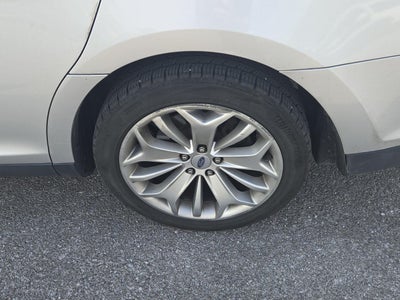 2015 Ford Taurus Limited