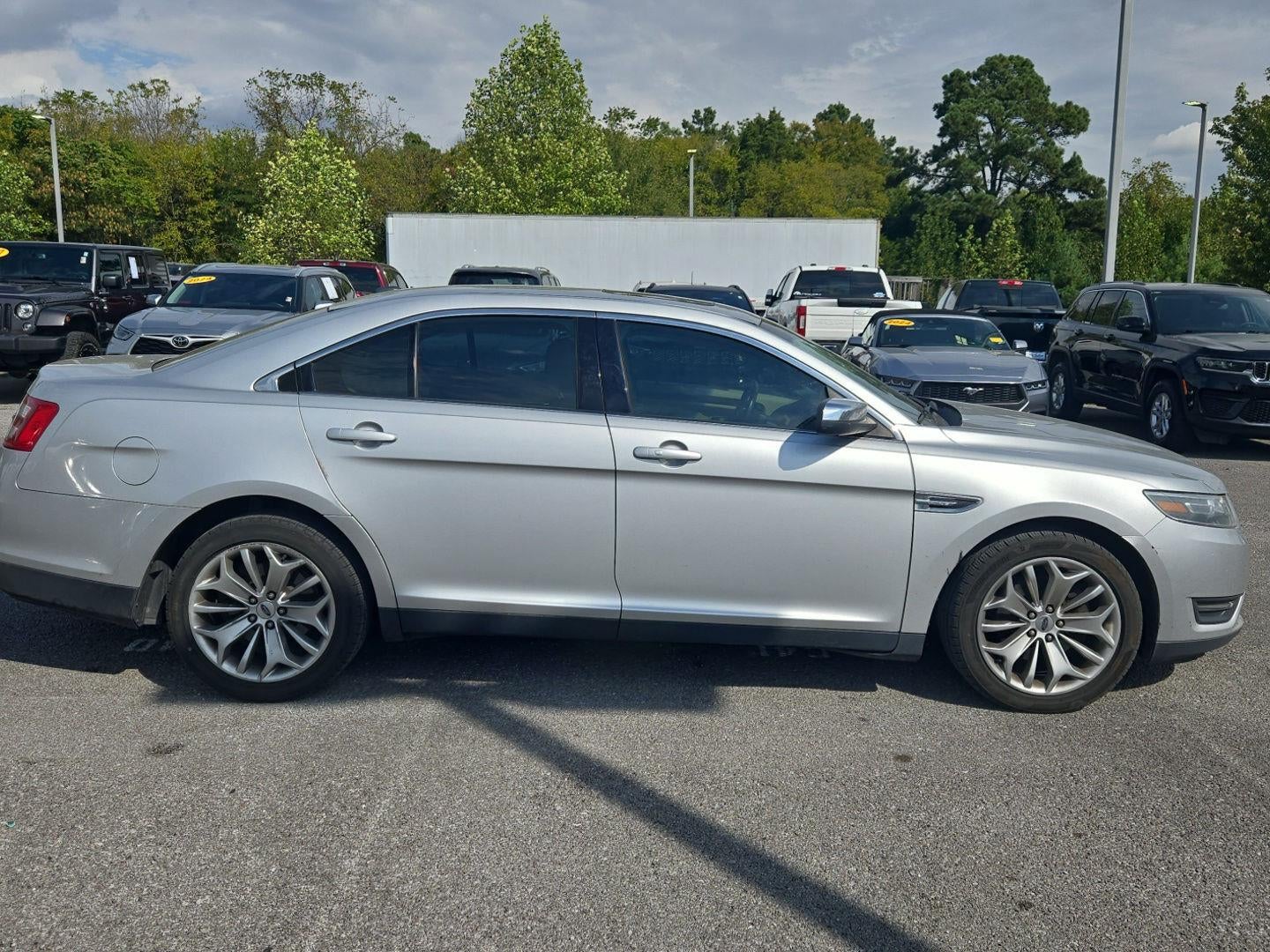 2015 Ford Taurus Limited