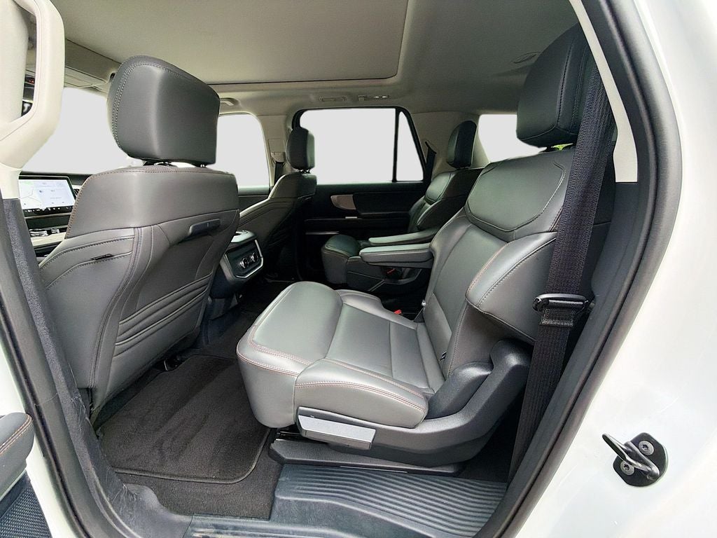 2025 Ford Expedition Active MAX