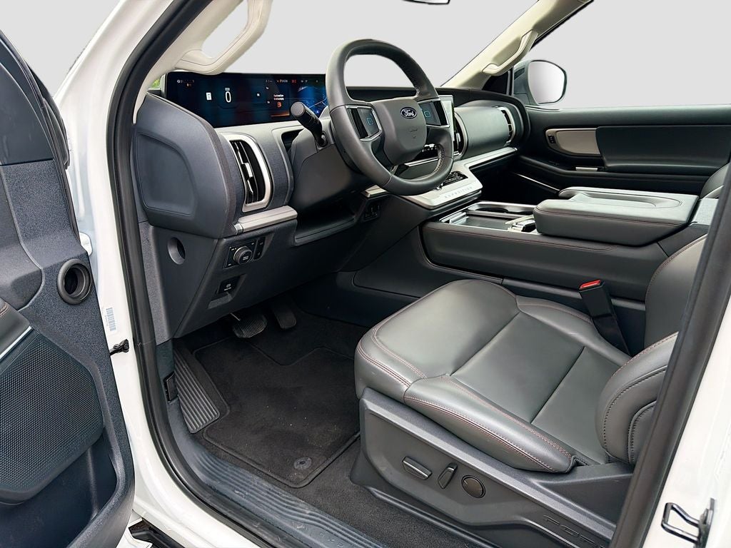 2025 Ford Expedition Active MAX