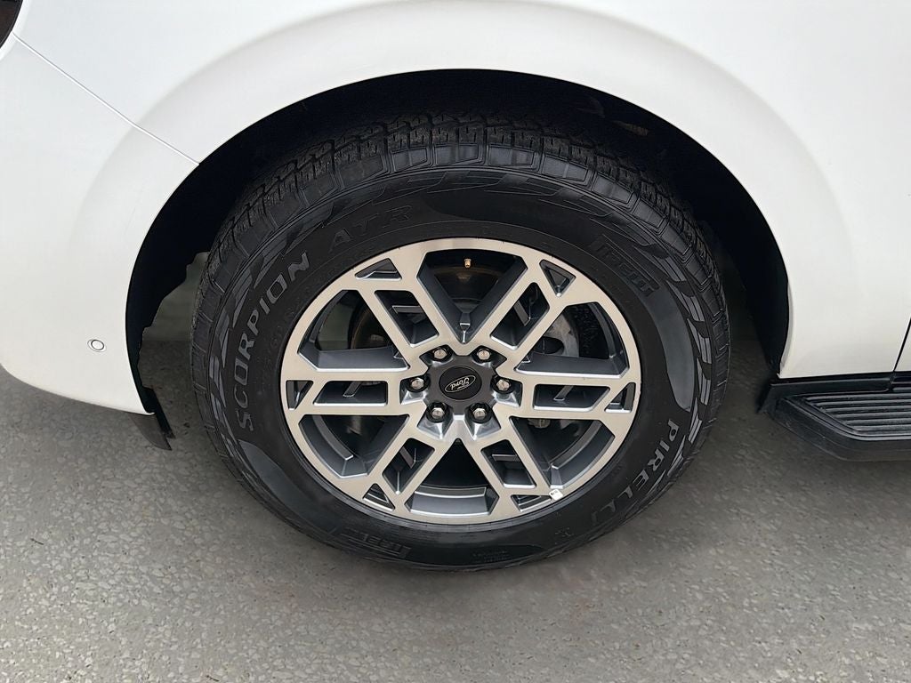 2025 Ford Expedition Active MAX