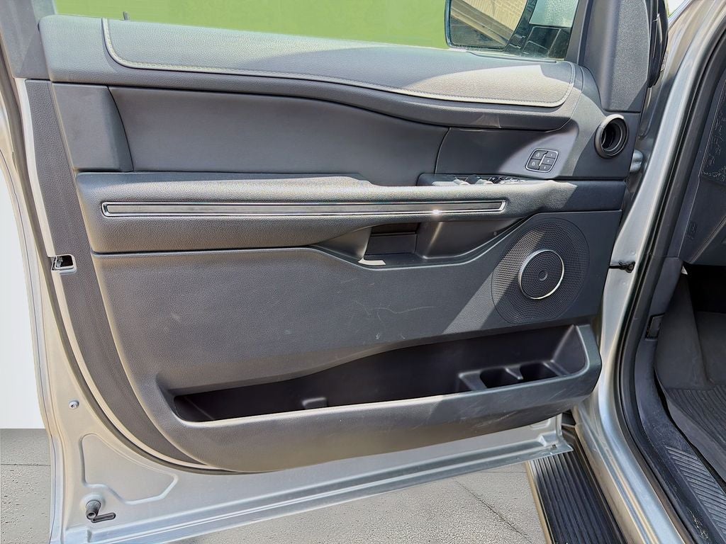 2024 Ford Expedition XLT MAX