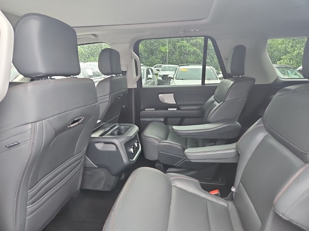 2025 Ford Expedition Active MAX