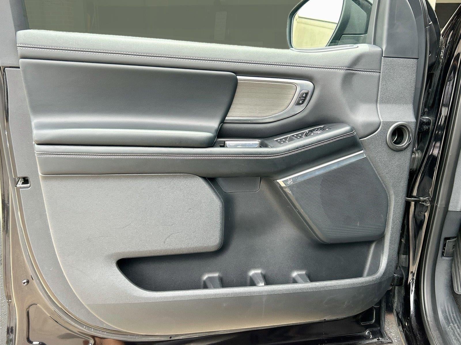 2025 Ford Expedition Platinum MAX