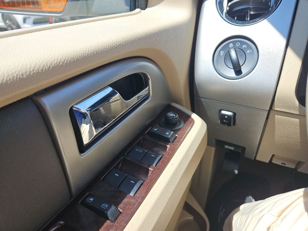 2011 Ford Expedition XLT