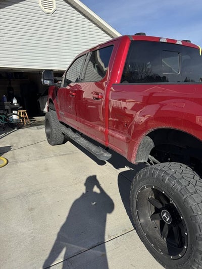 2022 Ford F-250 LARIAT