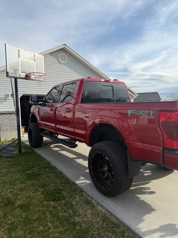 2022 Ford F-250 LARIAT