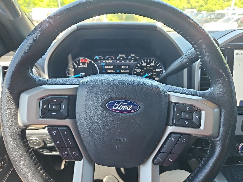 2022 Ford F-350SD Lariat