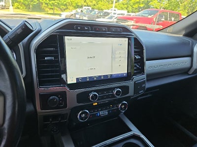 2022 Ford F-350SD Lariat