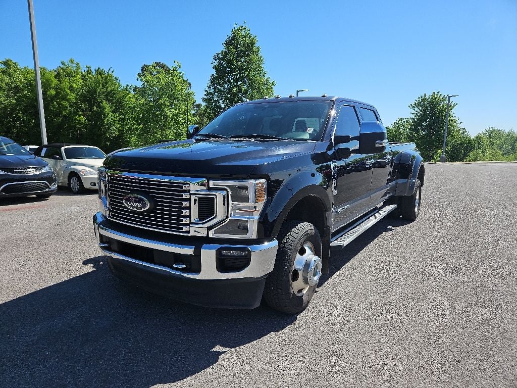 2022 Ford F-350SD Lariat