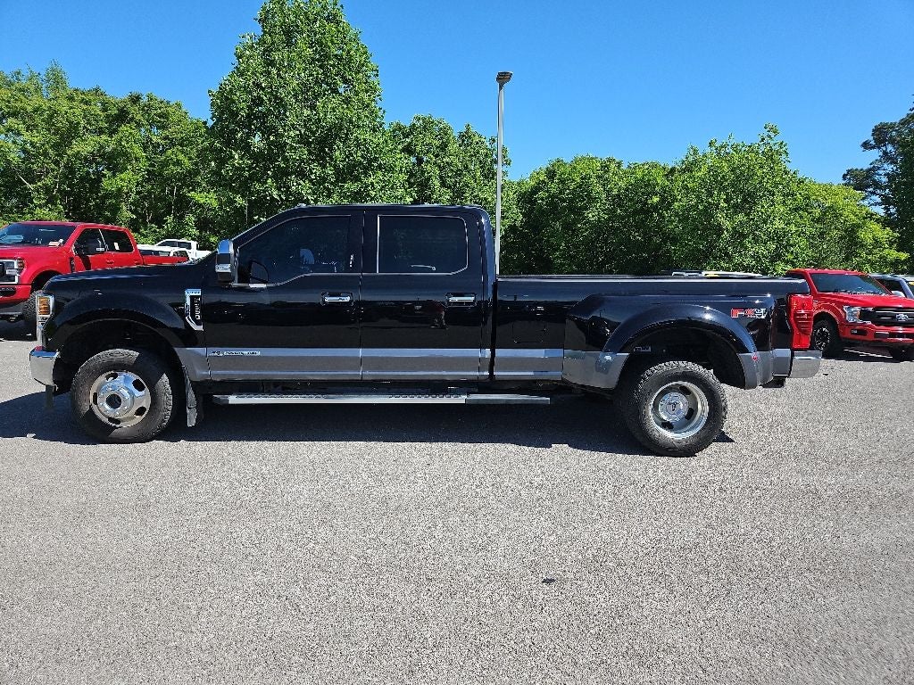 2022 Ford F-350SD Lariat