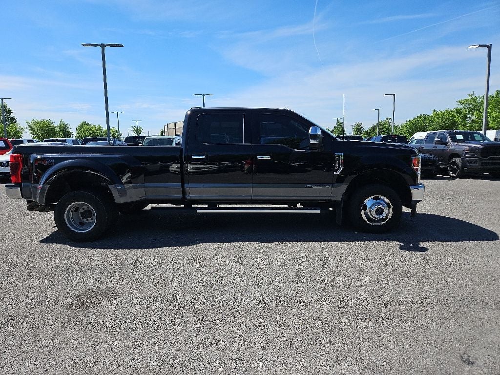 2022 Ford F-350SD Lariat