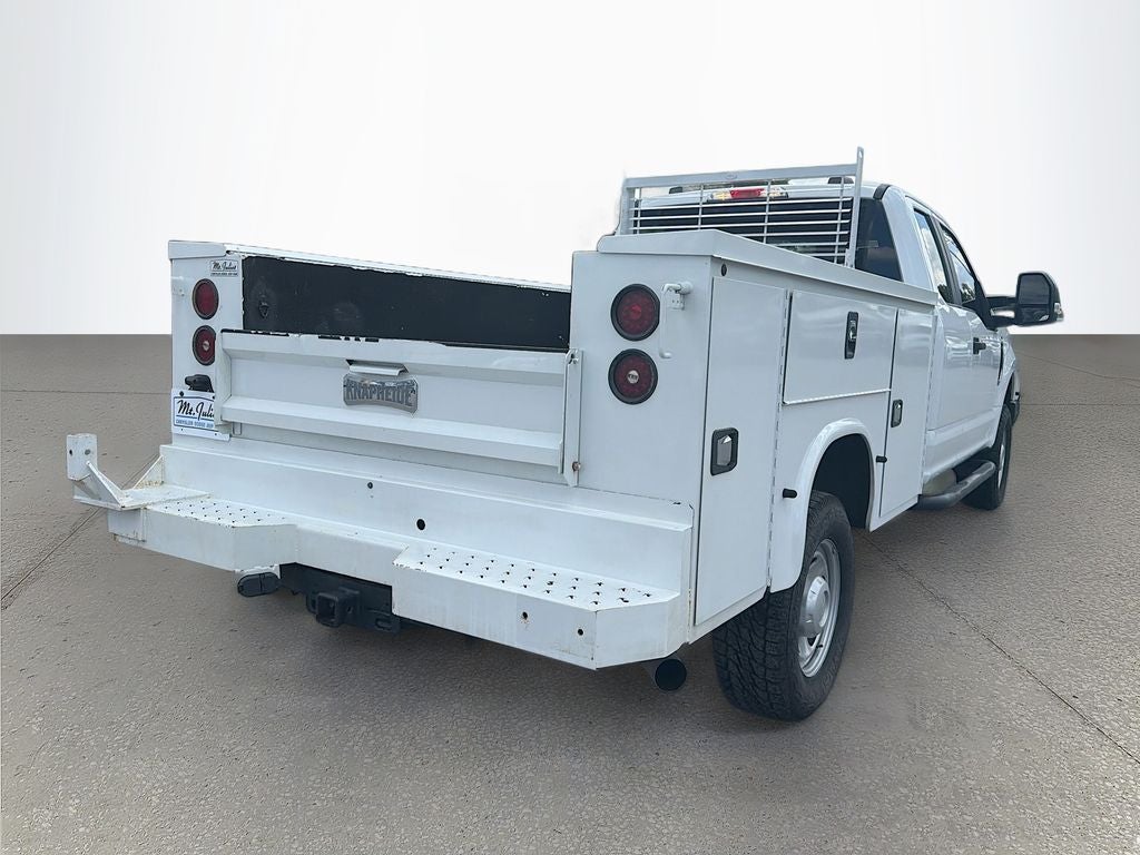 2022 Ford F-350 XL