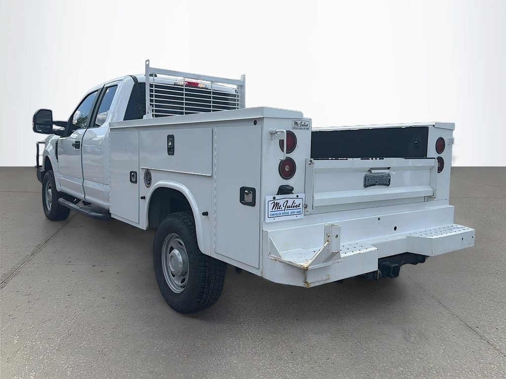 2022 Ford F-350 XL