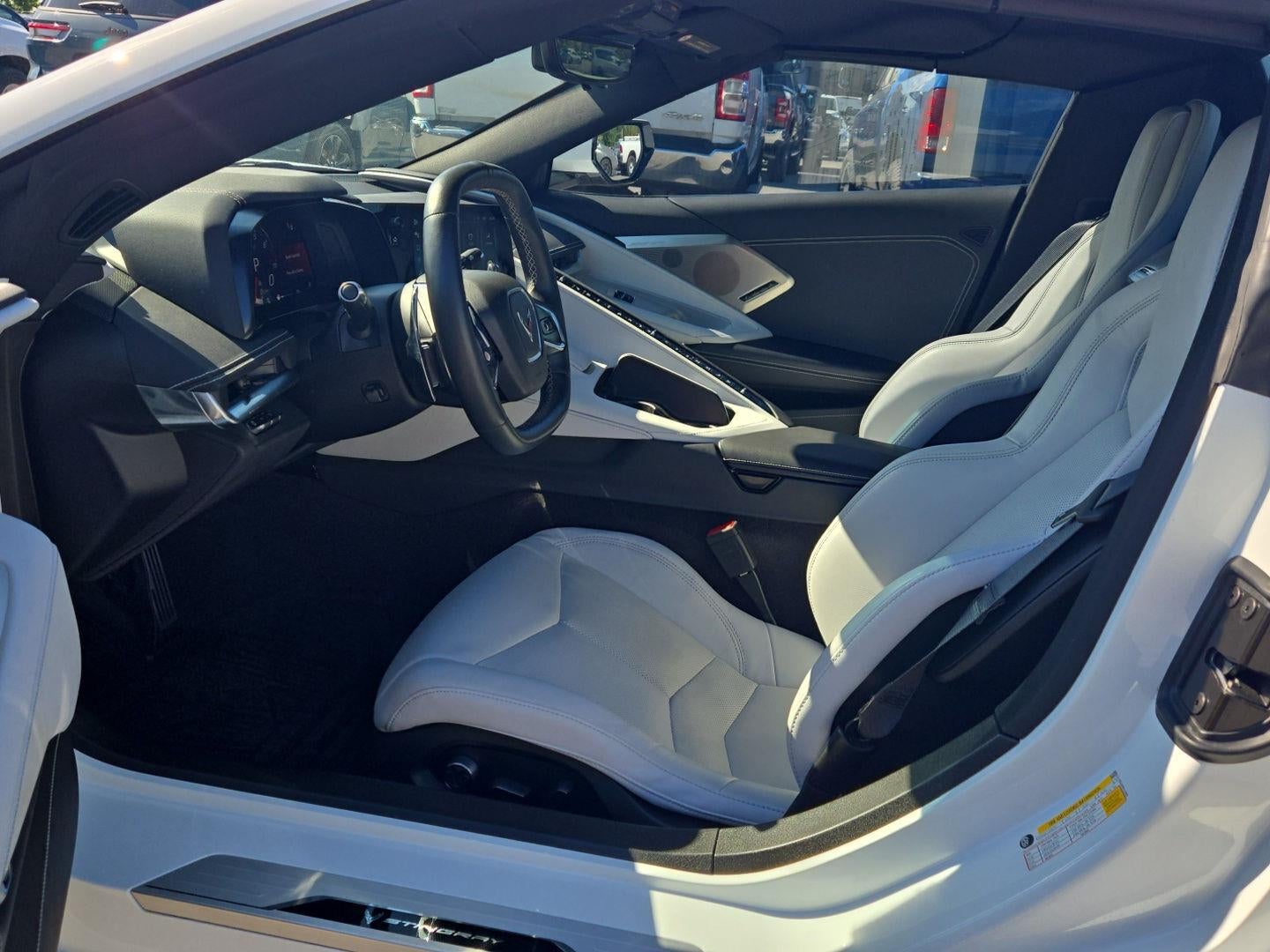 2024 Chevrolet Corvette Stingray RWD Convertible 2LT