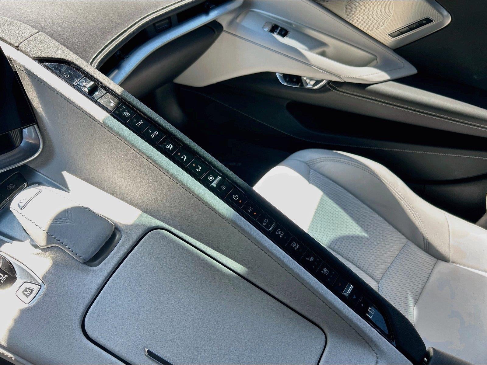 2024 Chevrolet Corvette Stingray RWD Convertible 2LT