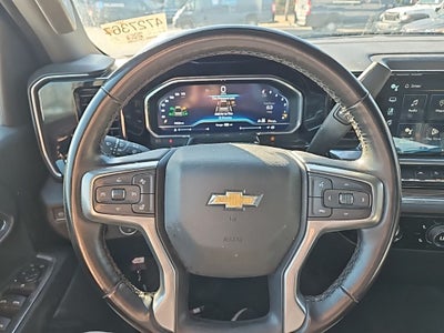 2023 Chevrolet Silverado 1500 4WD Crew Cab Standard Bed LT