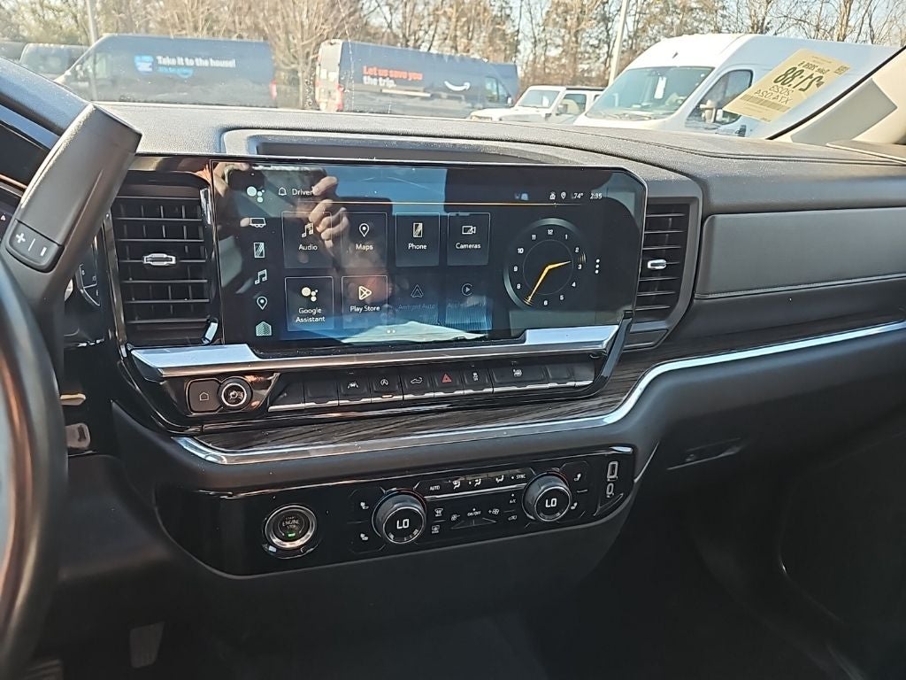 2023 Chevrolet Silverado 1500 4WD Crew Cab Standard Bed LT