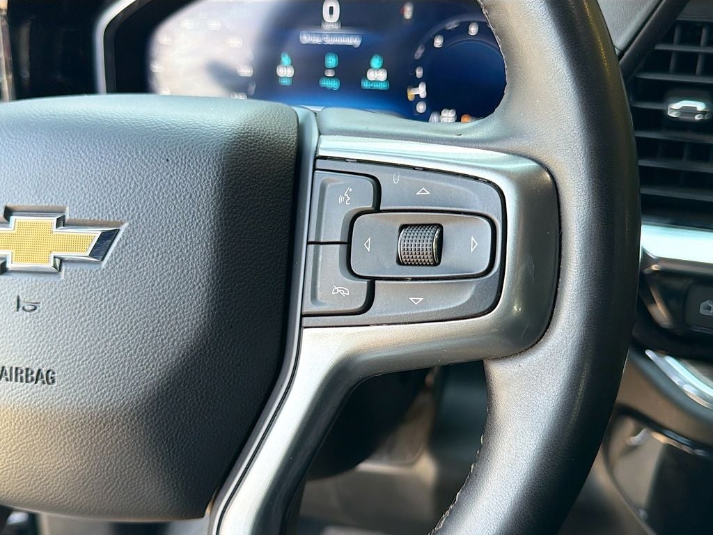 2023 Chevrolet Silverado 1500 4WD Crew Cab Standard Bed LT