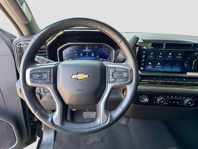 2023 Chevrolet Silverado 1500 4WD Crew Cab Standard Bed LT