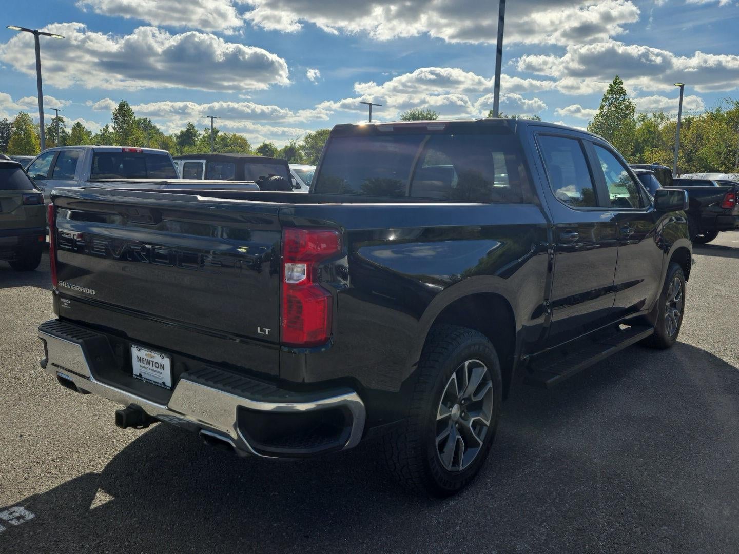 2024 Chevrolet Silverado 1500 LT