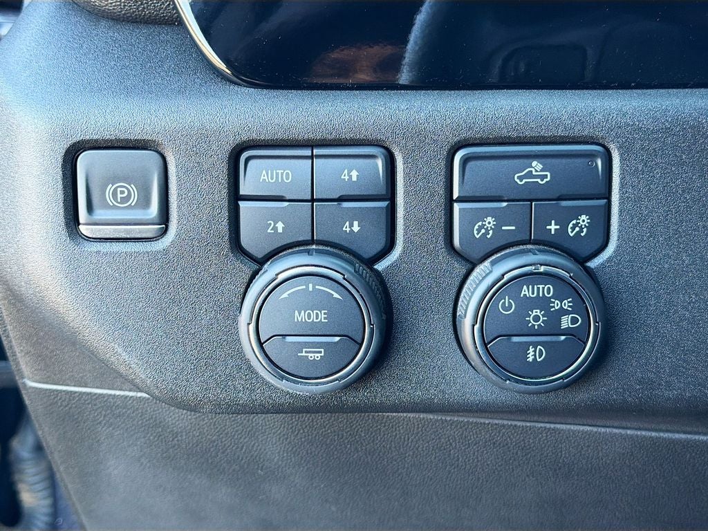 2024 Chevrolet Silverado 1500 4WD Crew Cab Short Bed RST