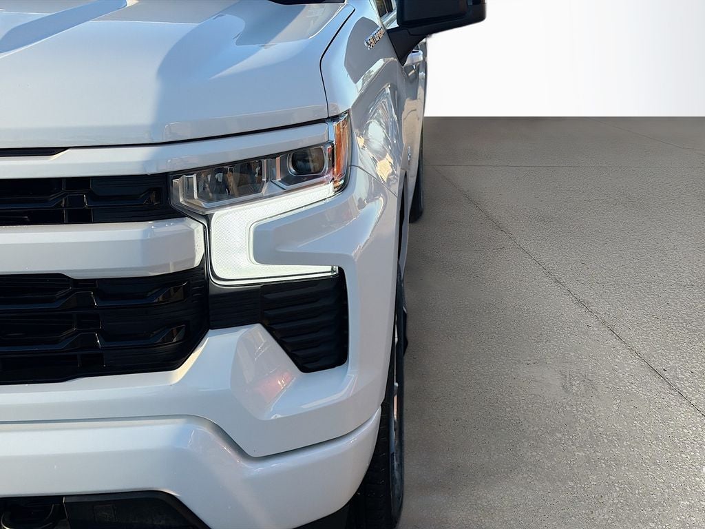 2022 Chevrolet Silverado 1500 4WD Crew Cab Short Bed RST