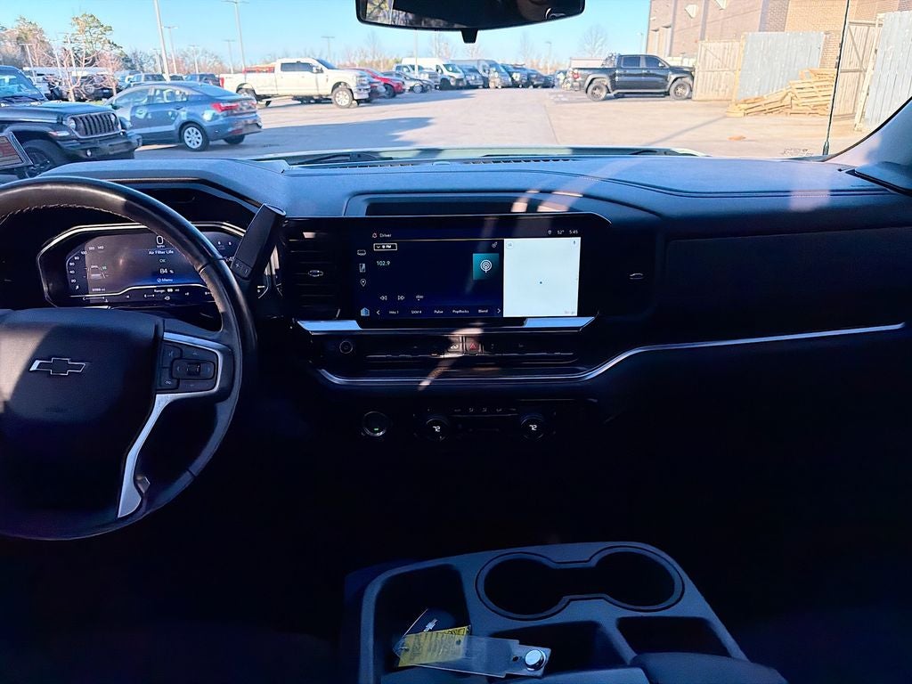 2022 Chevrolet Silverado 1500 4WD Crew Cab Short Bed RST