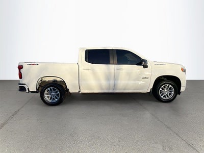 2022 Chevrolet Silverado 1500 4WD Crew Cab Short Bed RST