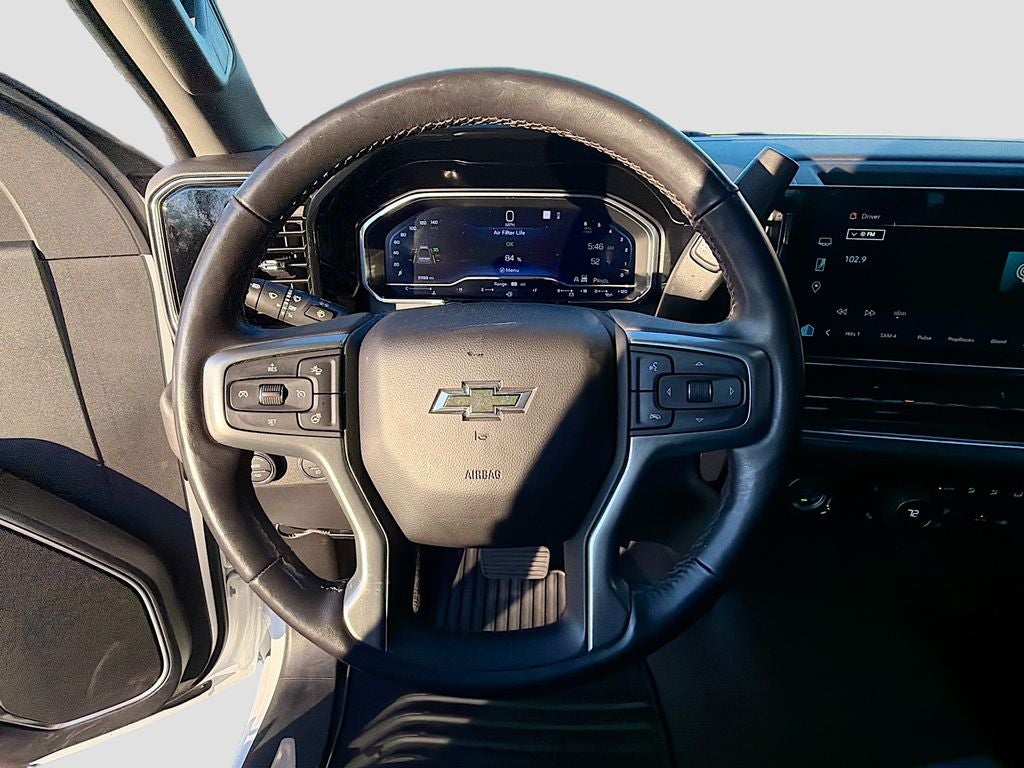 2022 Chevrolet Silverado 1500 4WD Crew Cab Short Bed RST