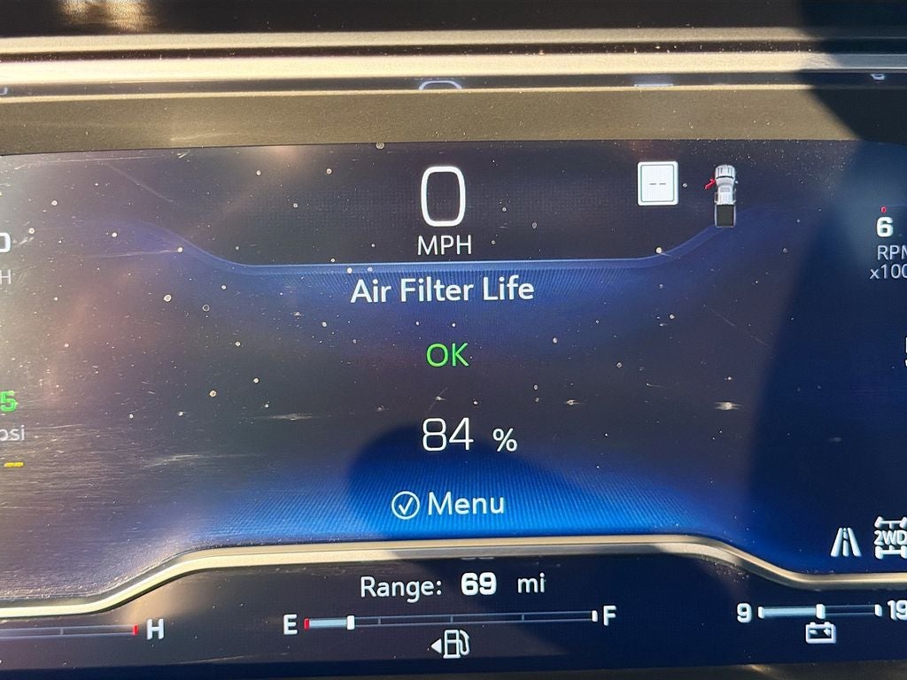 2022 Chevrolet Silverado 1500 4WD Crew Cab Short Bed RST