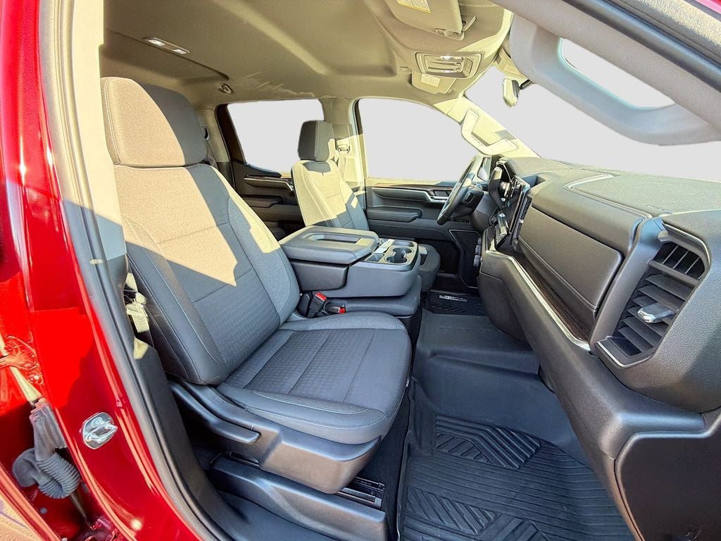 2024 Chevrolet Silverado 1500 4WD Crew Cab Short Bed RST