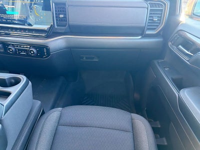 2024 Chevrolet Silverado 1500 4WD Crew Cab Short Bed RST