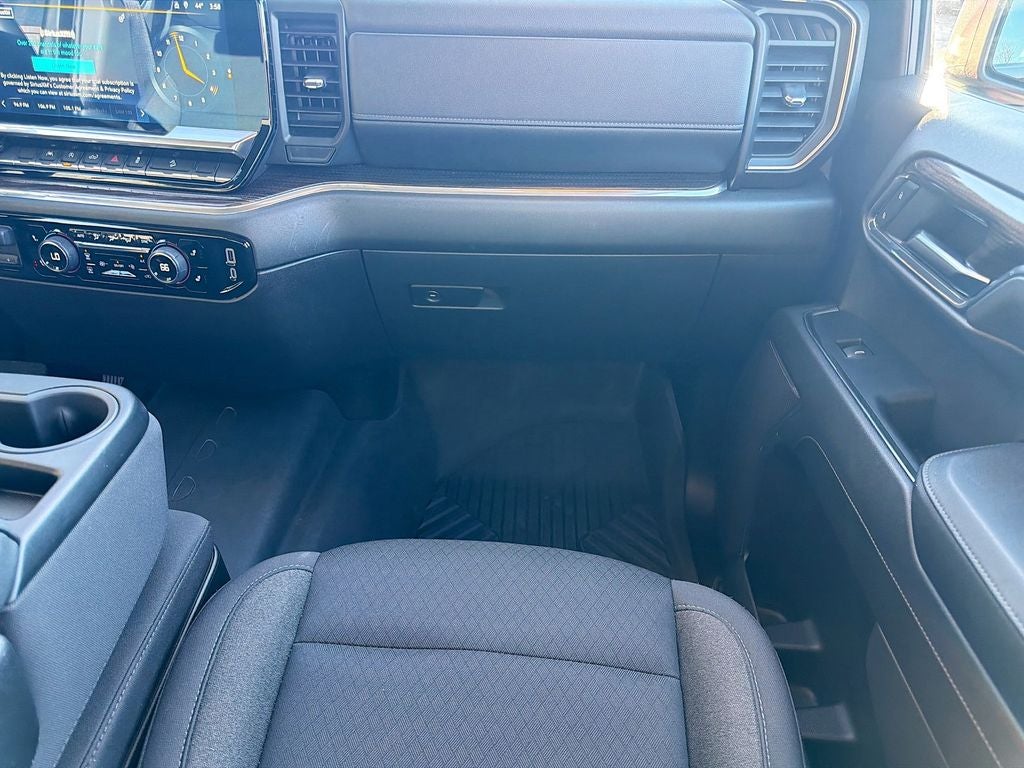 2024 Chevrolet Silverado 1500 4WD Crew Cab Short Bed RST