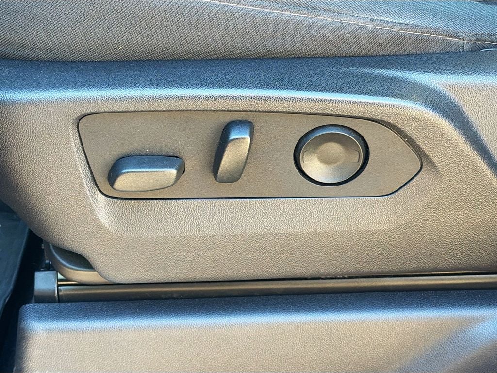 2024 Chevrolet Silverado 1500 4WD Crew Cab Short Bed RST